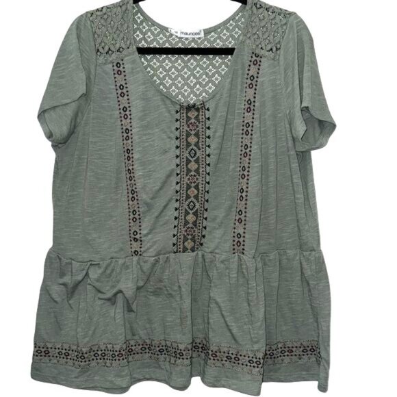 Maurices Womens Embroidered Short Sleeve Peplum Top Size 1 Green Lace Accents - Picture 1 of 9